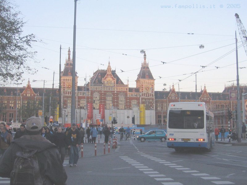 Una passeggiata ad Amsterdam tra i monumenti più belli da visitare