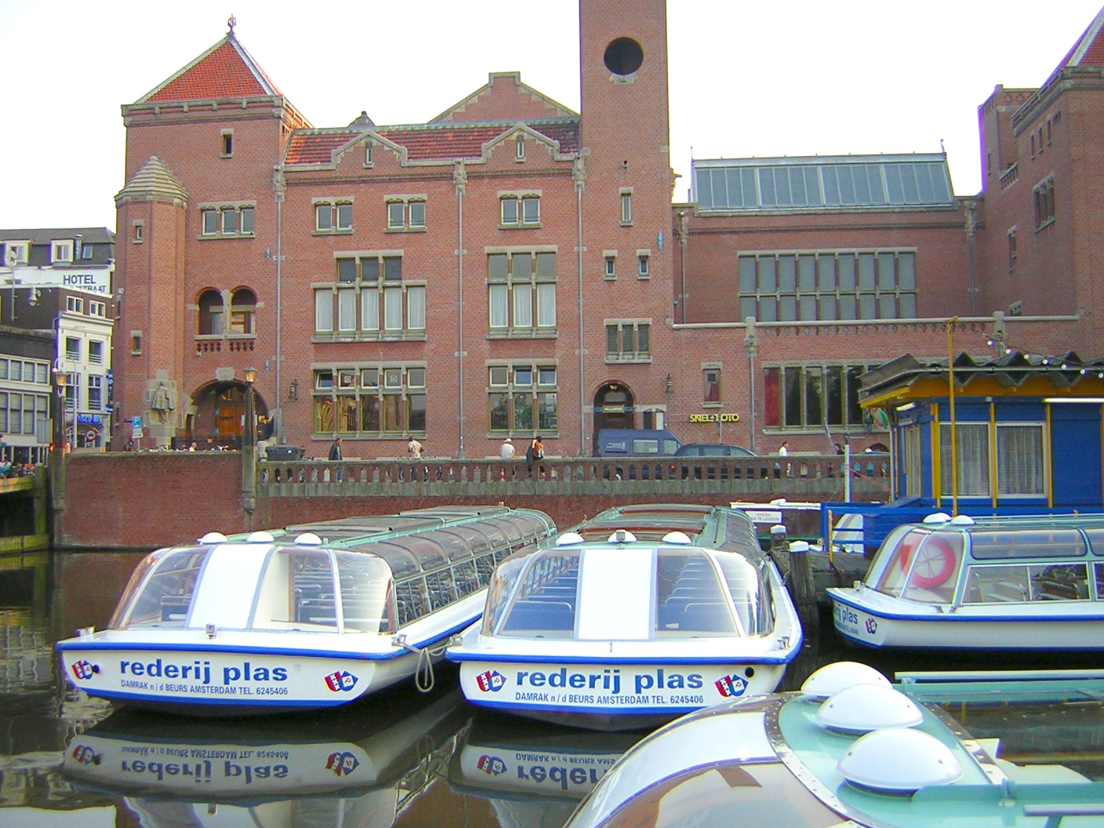 Amsterdam, le escursioni in battello tra i canali