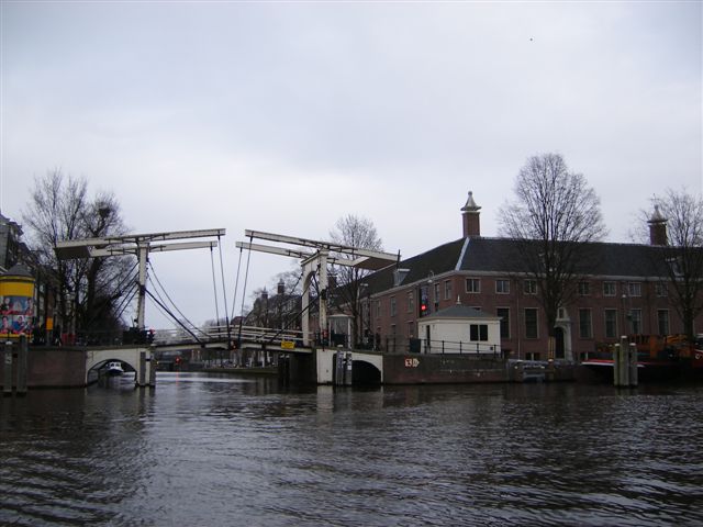 amsterdam ponte aperto